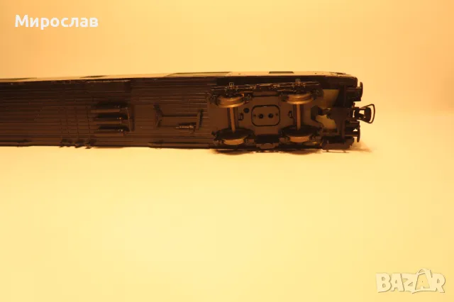 H0 1/87 ROCO ЛОКОМОТИВ ВАГОН ВЛАК ВЛАКЧЕ ЖП, снимка 7 - Влакчета, самолети, хеликоптери - 49037913