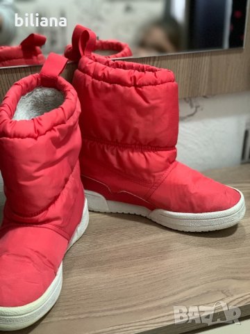 Апрески на Адидас НАМАЛЕНИ На 40лв, снимка 2 - Детски боти и ботуши - 28523162