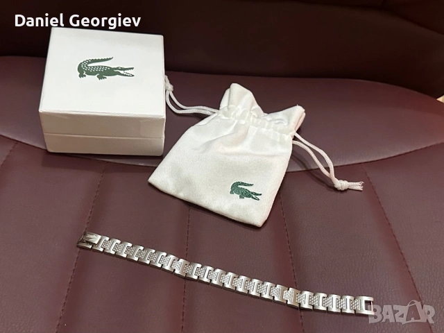 Нова гривна Lacoste Metropole от неръждаема стомана.