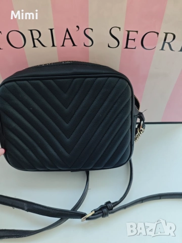 Victoria's Secret оригинална черна кросбоди чанта, снимка 2 - Чанти - 52654799
