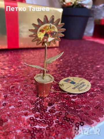 Декоративно цвете Crystal Temptations – 24K Gold Plated, снимка 2 - Декорация за дома - 52907783
