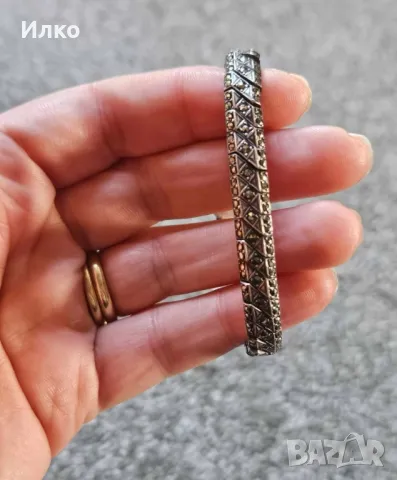 Дамски часовник, снимка 4 - Луксозни - 47994560