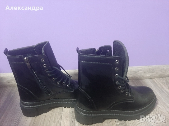 НОВИ Дамски боти, снимка 3 - Дамски боти - 52342573