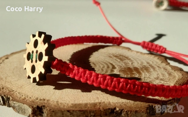 Комплект гривни,Копче за късмет, снимка 6 - Шноли, диадеми, ленти - 53122408