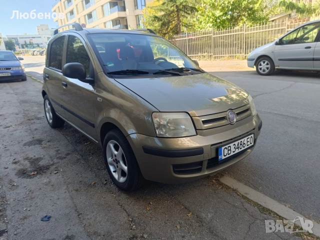 Фиат Панда 2011 г., снимка 6 - Автомобили и джипове - 52453713
