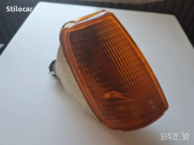 Мигач VW Polo 91-94г десен