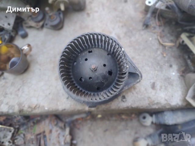 Мотор - Вентилатор Парно За Фолксваген Пасат Б4 1995г / VW Passat B4 1995y, снимка 2 - Части - 51471035