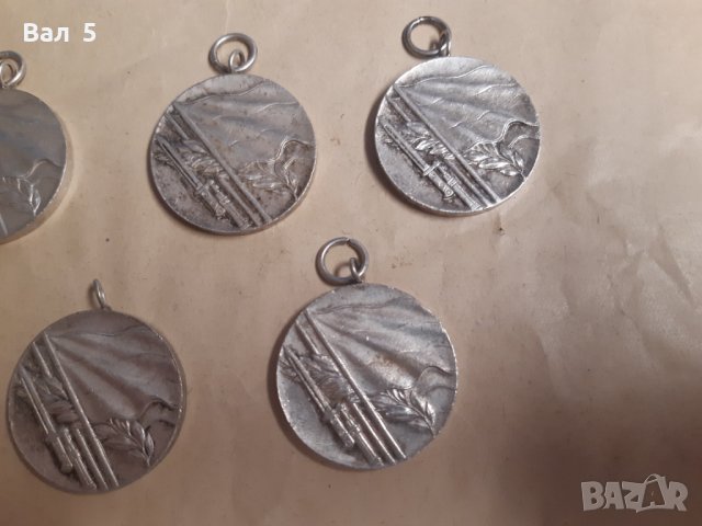  Медали - 5 броя . Медал ОТЕЧЕСТВЕНА ВОЙНА 1944 - 1945 ., снимка 3 - Антикварни и старинни предмети - 37941833