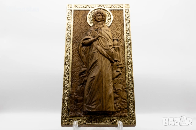 Релефна икона на света Анастасия от масивен дъб