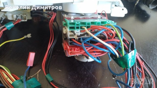 Части за пералня Indezit w142, снимка 4 - Перални - 28794884