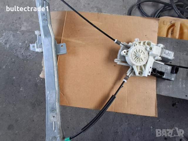 Моторче преден ляв и заден ляв ел. стъклоповдигач Peugeot 407
