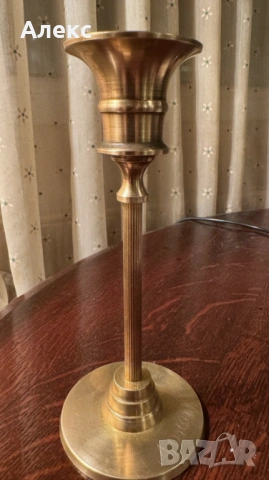 Винтидж бронзов свещник.