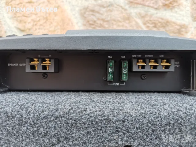 Усилвател моноблок Alpine MRP-M500, снимка 2 - Ресийвъри, усилватели, смесителни пултове - 48610149