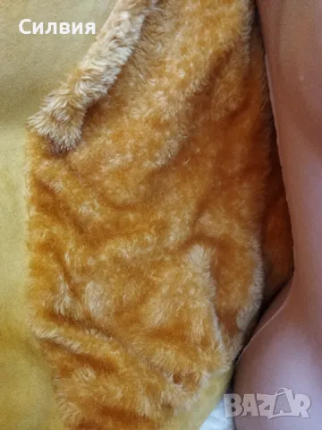 Уникално дамско яке цвят горчица със сваляща се яка размер S, снимка 5 - Якета - 49879234
