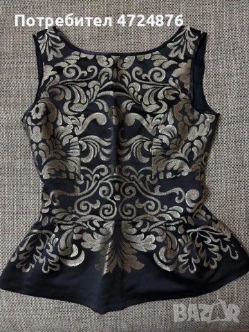 Продавам този топ! Носен е само веднъж. Размер XS-S