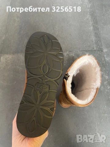 Дамски зимни ботуши UGG, снимка 11 - Дамски ботуши - 53167350