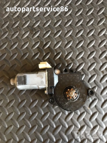 Мотор на стъкло за предна дясна врата за KIA Sportage (2005-2009)