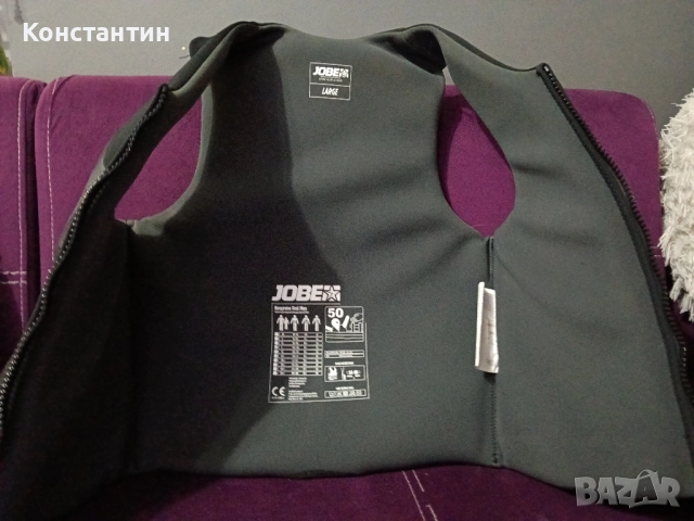 Спасителна жилетка Jobe , снимка 4 - Спортни дрехи, екипи - 52702497