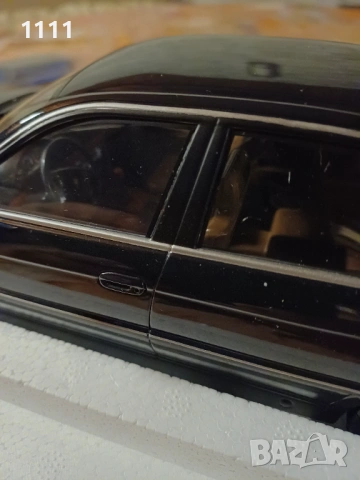 bmwE38 1/18, снимка 6 - Колекции - 53582565