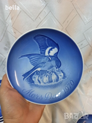 Порцеланова серия антикварни малки чинии за стена от серия Денят на майката - животни от 1970-1981 г, снимка 8 - Антикварни и старинни предмети - 52176223