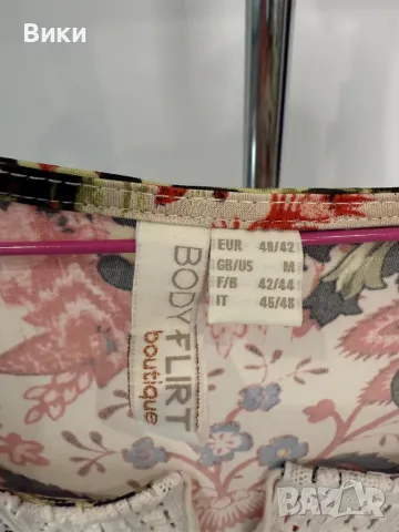 Рокля в размер М, снимка 5 - Рокли - 48168187