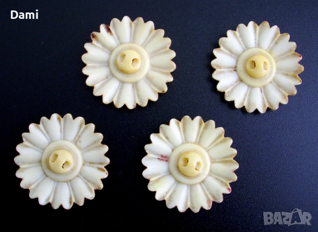 Старинни копчета бакелит, снимка 4 - Антикварни и старинни предмети - 52869787