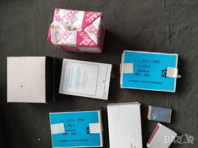 Продавам колекционерски кибрити и метални кутии, снимка 5 - Колекции - 32722573