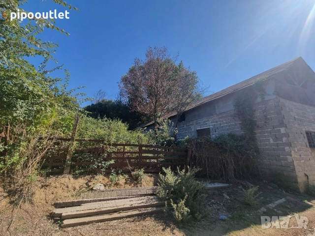 Продава се масивна сграда с двор – с. Марикостиново, общ. Петрич, снимка 3 - Къщи - 51583145