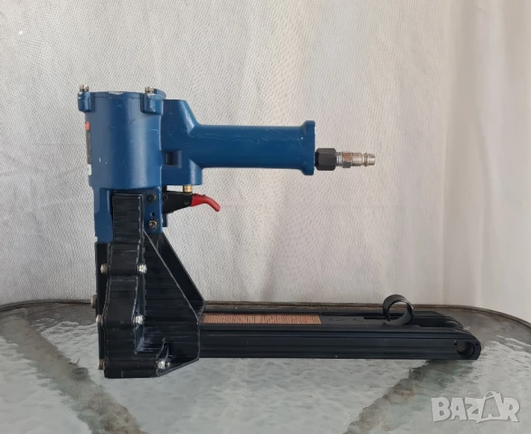 Телбод пневматичен ΜΕΡΑ 22 P за затваряне на картонени кутии