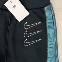 Nike NSW Graphic Oversized Fleece Sweatpants оригинално долнище M Найк, снимка 3 - Спортни екипи - 43952138