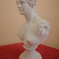 Стар гипсов бюст на Венера Милоска(Афродита). , снимка 2 - Антикварни и старинни предмети - 32333468