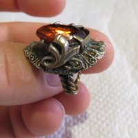 Старинен пръстен от бронз с голям камък и естествена патина за колекционери и ценители , снимка 2 - Пръстени - 33387591