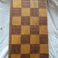 Стар пирографиран шах с дървени фигури, снимка 3 - Антикварни и старинни предмети - 43249040