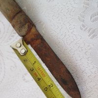 Стар ръждясъл нож с дървена дръжка, сгъваем, снимка 8 - Ножове - 40211673