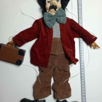 Дървена кукла на конци /марионетка , уникат в перфектно състояние, снимка 3 - Антикварни и старинни предмети - 40294976