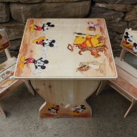 детска дървена рисувана маса с 2 стола, снимка 9 - Мебели за детската стая - 19579536