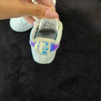 Маратонки  за бебета  Adidas , снимка 2 - Детски маратонки - 37928104