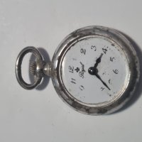Стар джобен часовник 