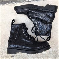 Dr. Martens Естествена Кожа Нови Дамски Кубинки Обувки №37, снимка 6 - Дамски боти - 33527233