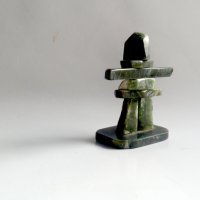 Инукшук инуитска ръчна  статуя  от нефрит, снимка 3 - Други ценни предмети - 43698635