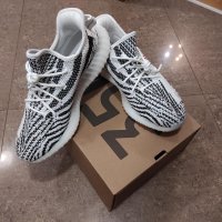 Adidas Yeezy Boost 350 V2 Zebra, снимка 2 - Спортни обувки - 43430229