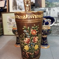 Красива  дървена ръчно рисувана поставка за чадъри изр от дърво с красиви цветя , снимка 1 - Антикварни и старинни предмети - 43803019