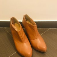 Дамски обувки, снимка 1 - Дамски боти - 38778168