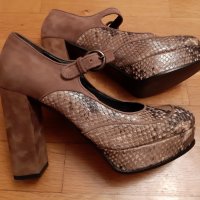 Обувки със змийски десен, снимка 3 - Дамски обувки на ток - 28167946