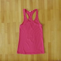 under armour Victory Tank, снимка 2 - Потници - 26522671