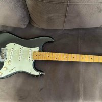 китара Фендер Стратокастър Fender, снимка 1 - Китари - 42970369