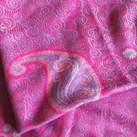 Луксозен марков шал, 175×65 см., снимка 5 - Бански костюми - 32312239