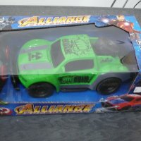 Кола с дистанционно Хълк, герои Avengers с пълен радиоконтрол в кутия - 385386, снимка 2 - Коли, камиони, мотори, писти - 38543848
