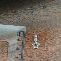 Сребърна висулка звезда, снимка 1 - Колиета, медальони, синджири - 32334231