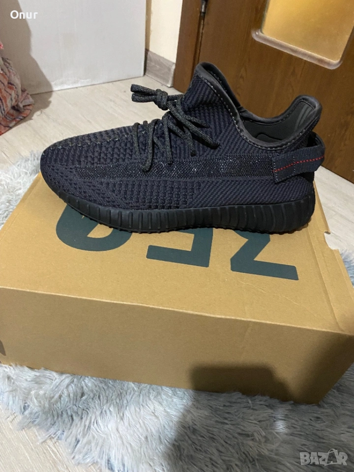 Yeezy v2 350 чисто нови, снимка 1